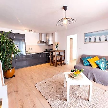 T2 Cosy Toulon, Proche Plage Eksteriør billede