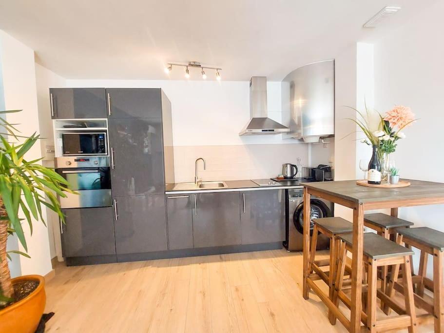 T2 Cosy Toulon, Proche Plage Eksteriør billede