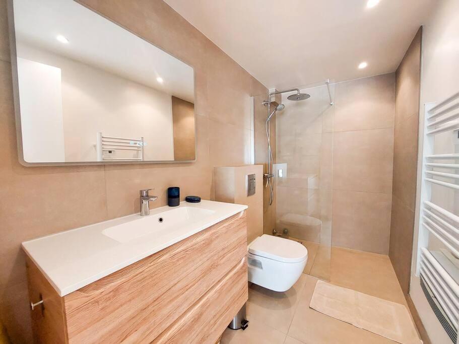T2 Cosy Toulon, Proche Plage Eksteriør billede