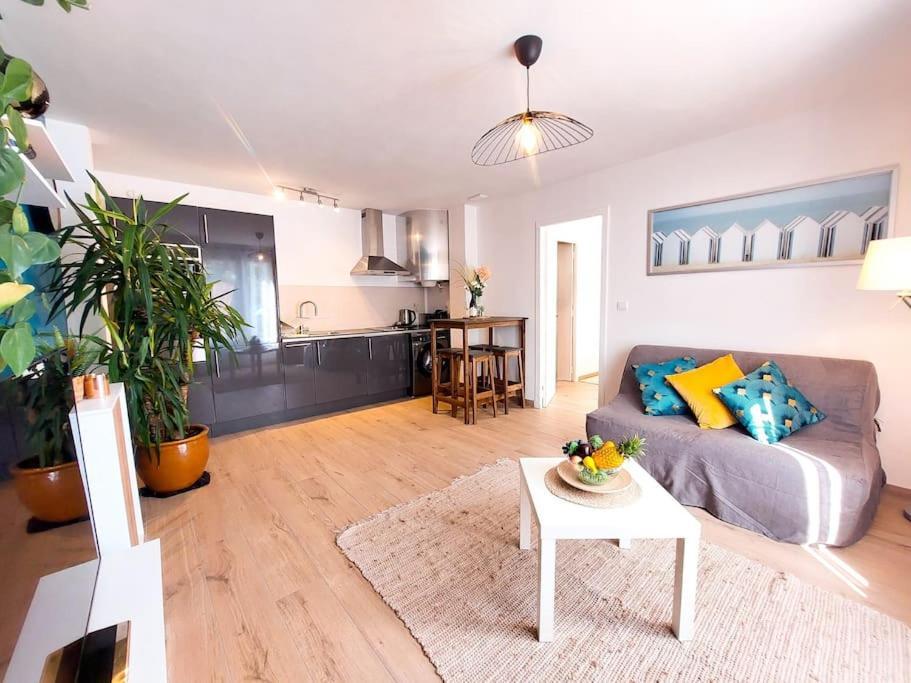 T2 Cosy Toulon, Proche Plage Eksteriør billede